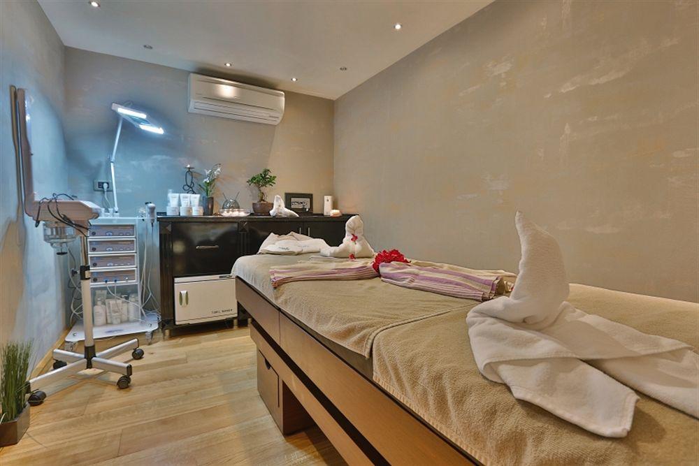 Queen Hotel & Spa Istanbul Exterior foto