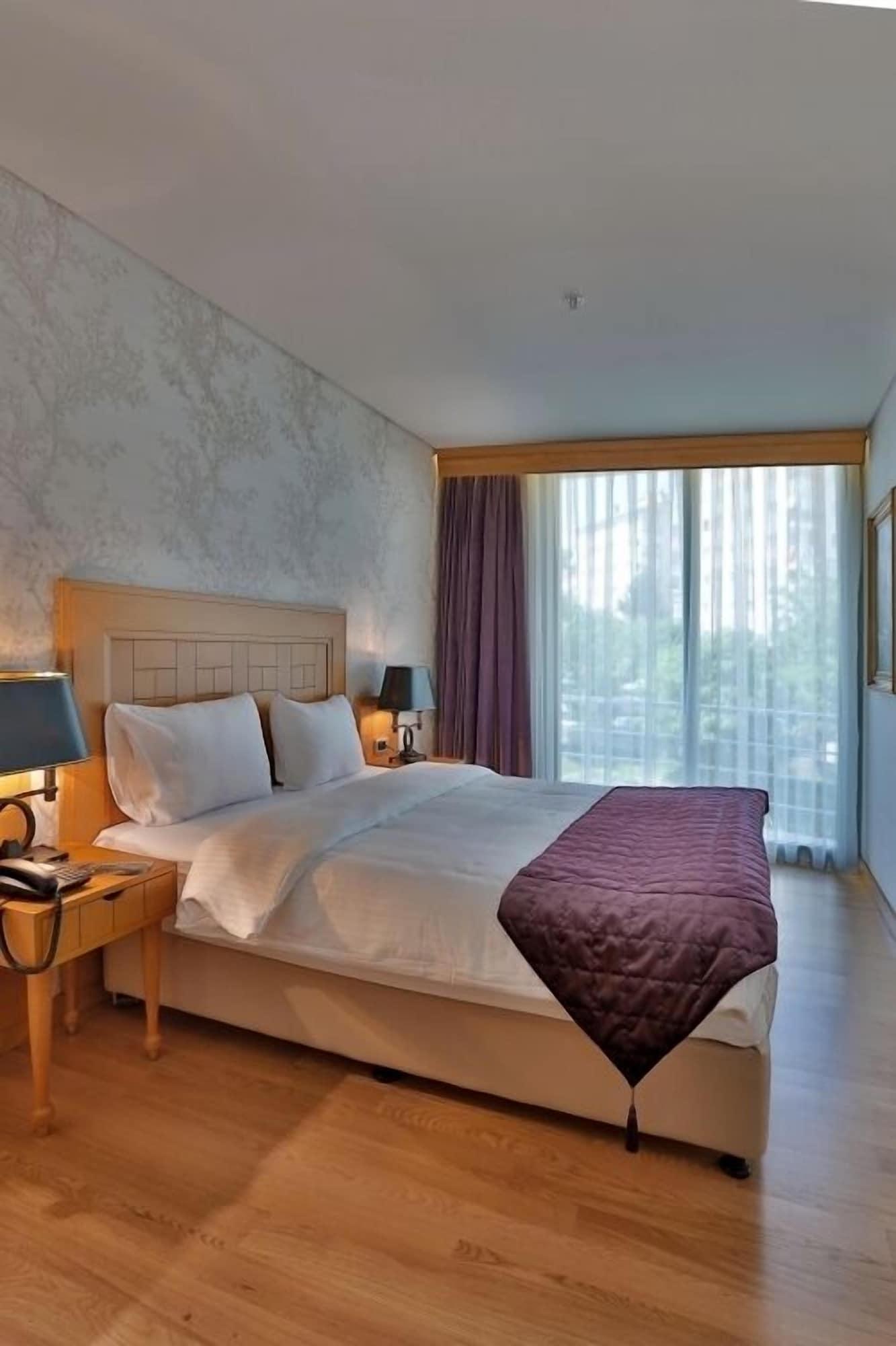 Queen Hotel & Spa Istanbul Exterior foto