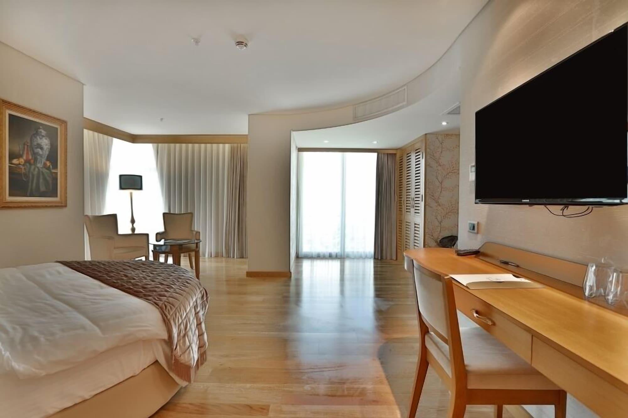 Queen Hotel & Spa Istanbul Exterior foto