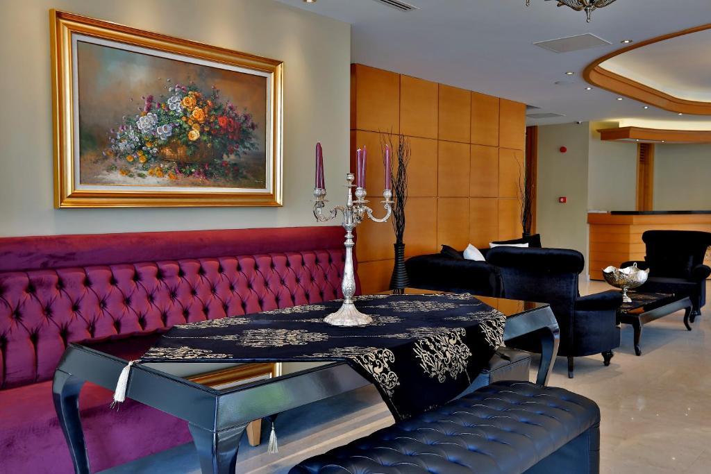 Queen Hotel & Spa Istanbul Exterior foto
