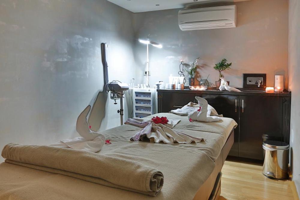Queen Hotel & Spa Istanbul Exterior foto